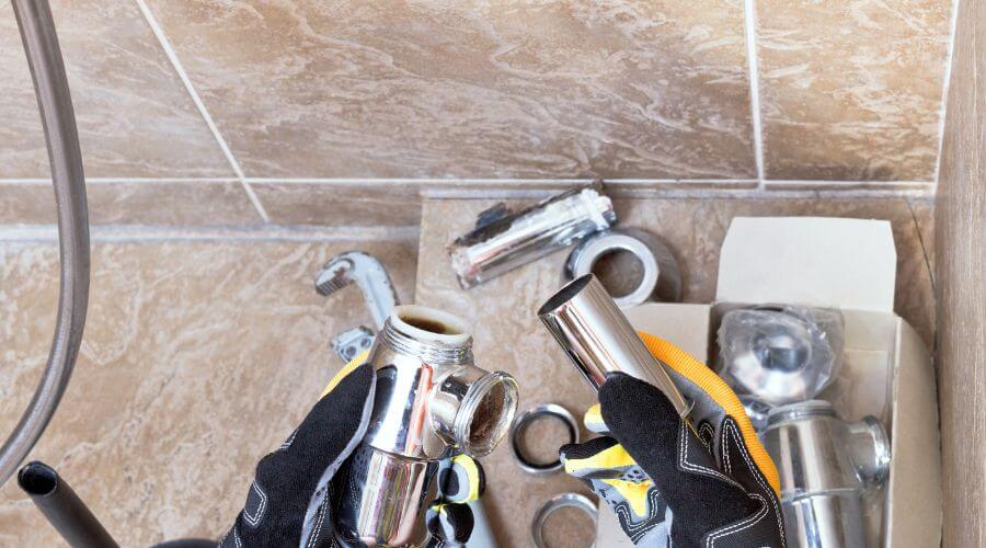Professional gutter cleaning in Burbank, OH